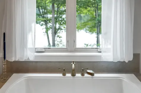 79 River Street Wolfeboro NH 03894