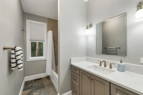 79 River Street Wolfeboro NH 03894