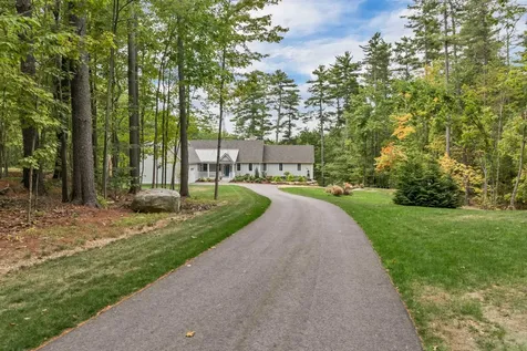 79 River Street Wolfeboro NH 03894