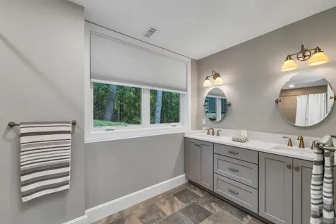 79 River Street Wolfeboro NH 03894