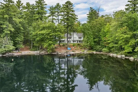 79 River Street Wolfeboro NH 03894