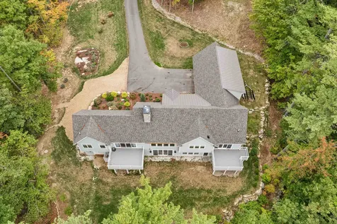 79 River Street Wolfeboro NH 03894