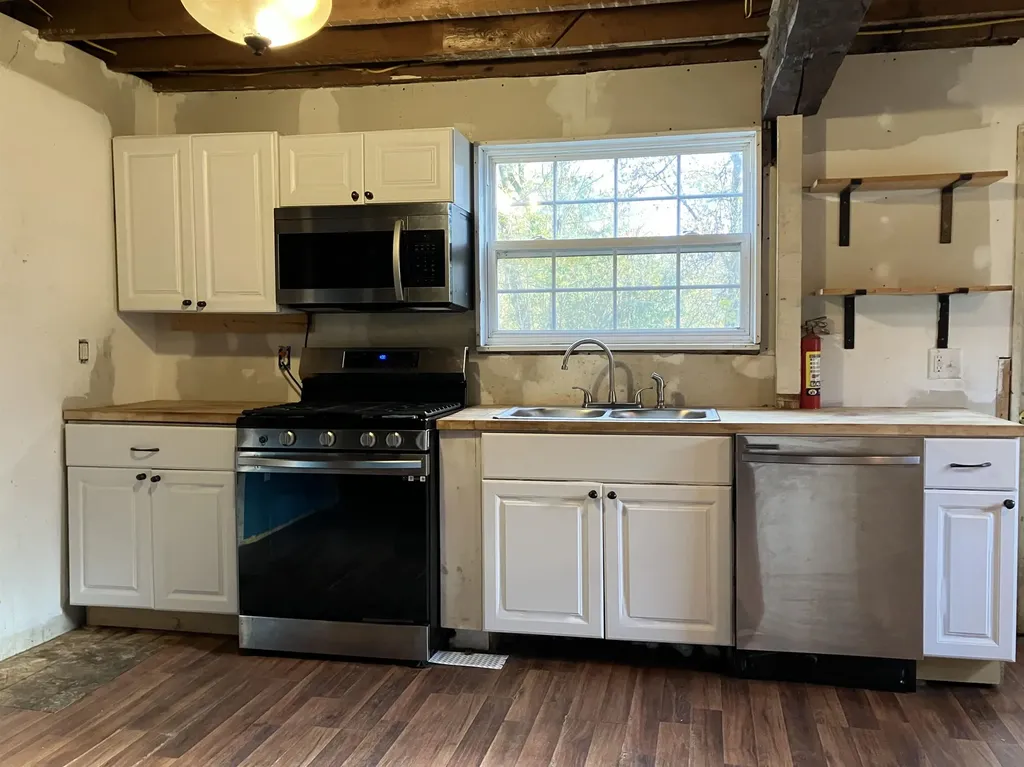 71 Woodbury Street Hardwick VT 05843