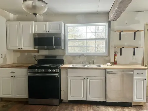 71 Woodbury Street Hardwick VT 05843