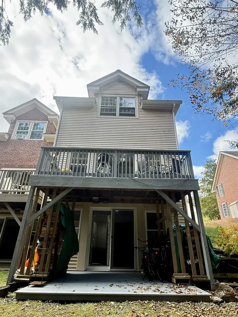 85 Townhouse Way Woodstock VT 05091