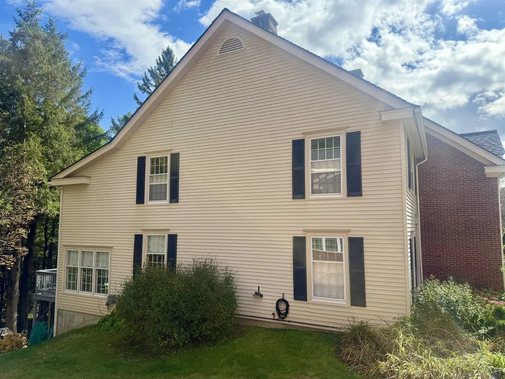 85 Townhouse Way Woodstock VT 05091