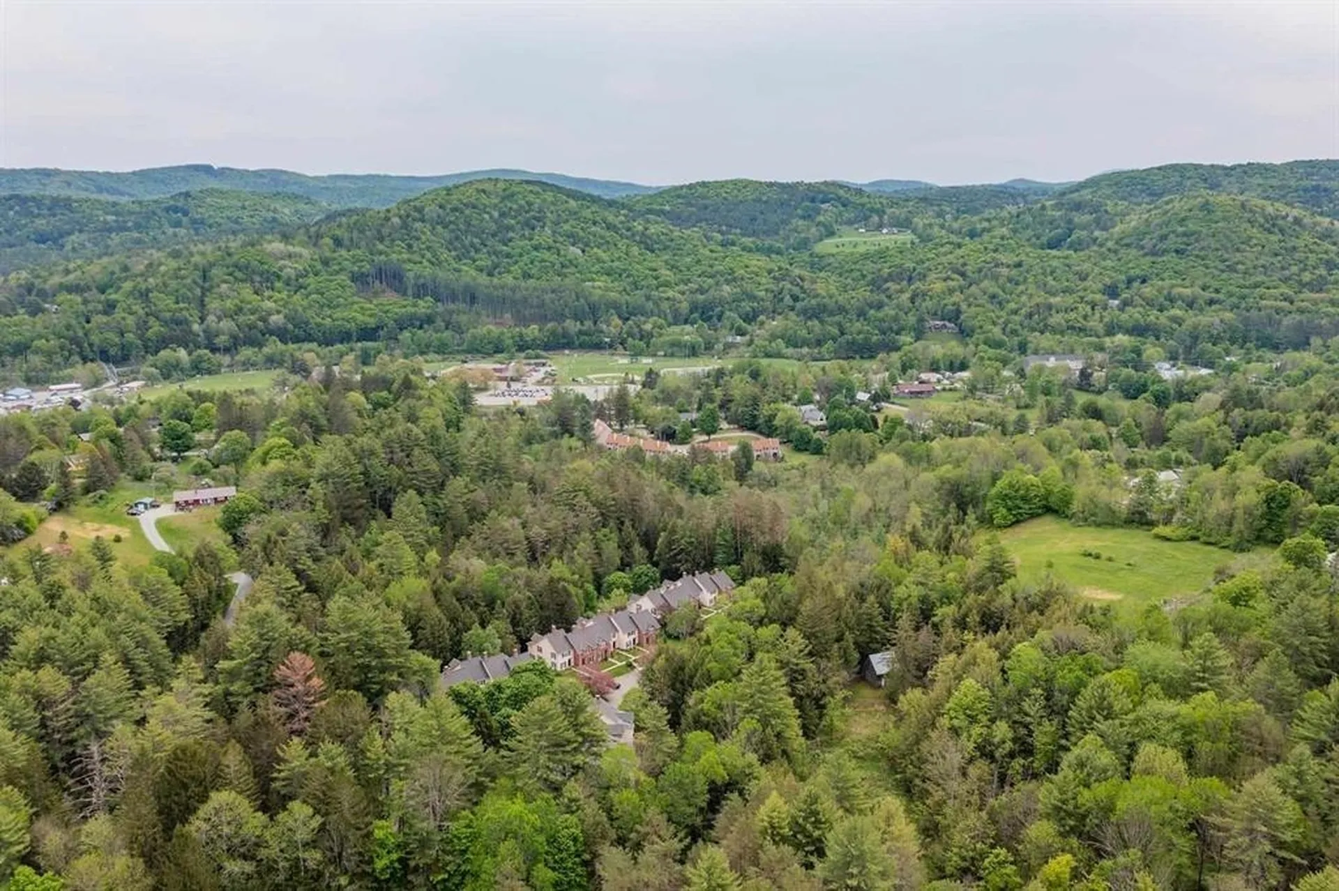 85 Townhouse Way Woodstock VT 05091