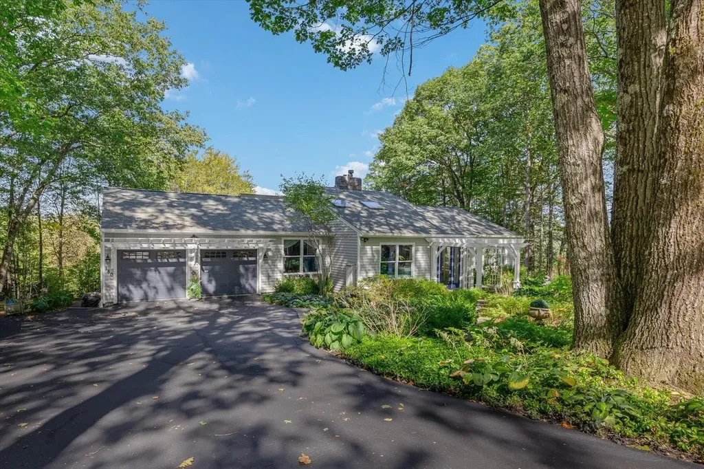 180 Valley Park Drive Chesterfield NH 03462