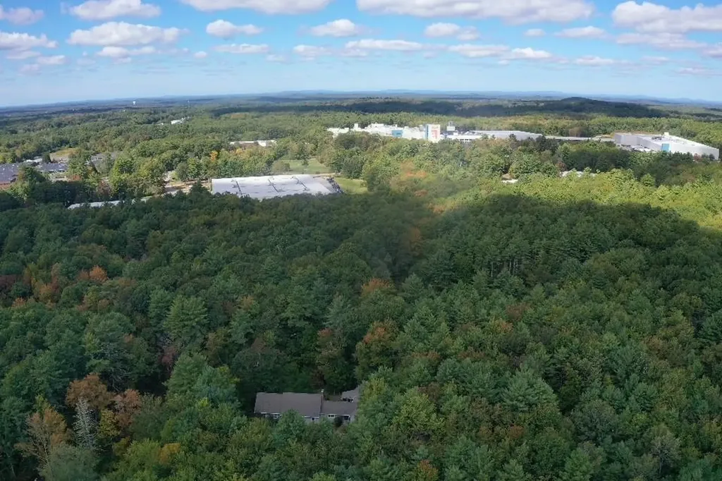 135 Exeter Road North Hampton NH 03862