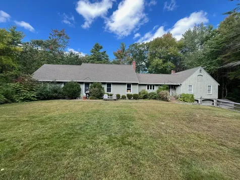 135 Exeter Road North Hampton NH 03862