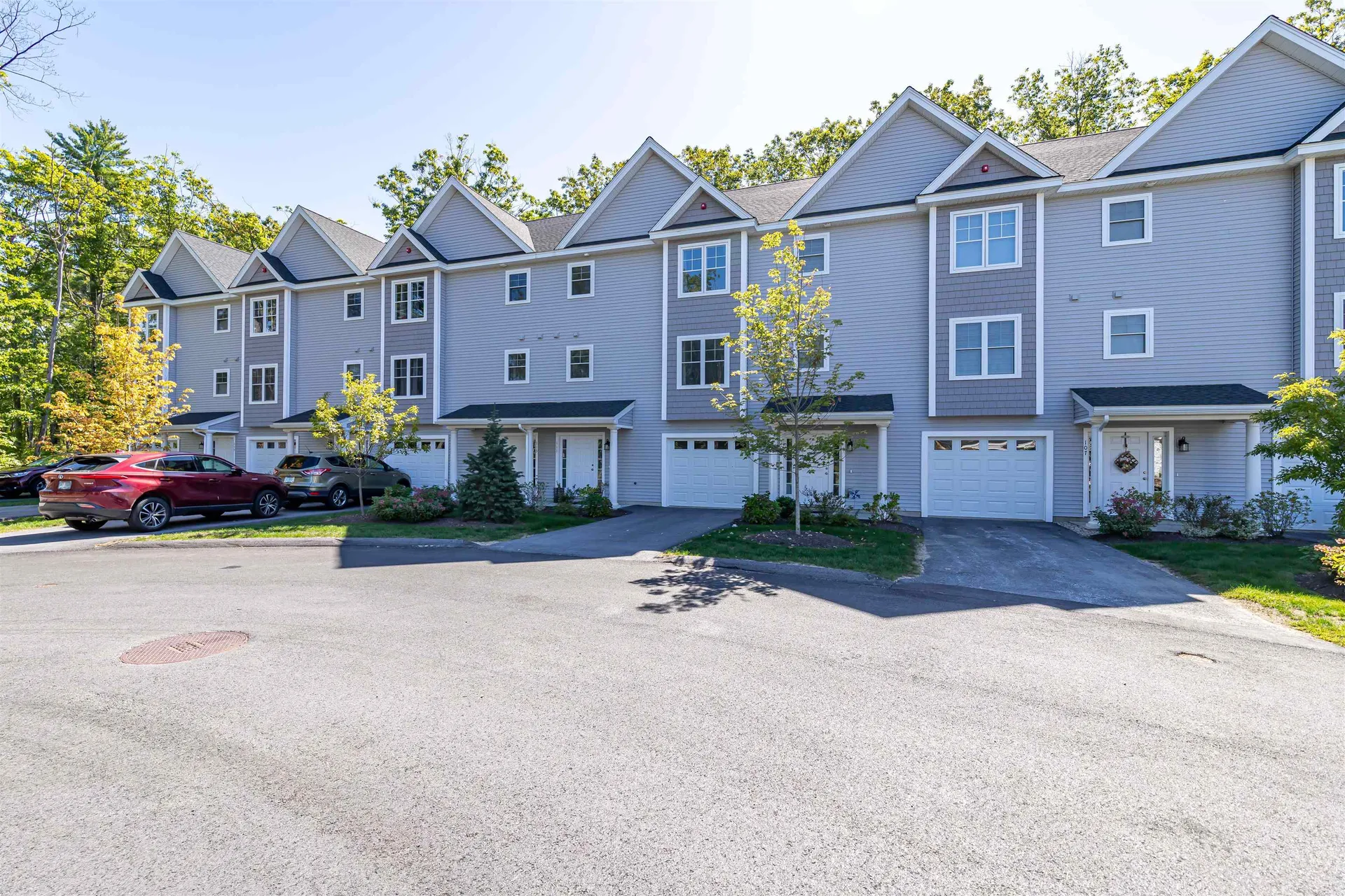 115 Forestedge Way Manchester NH 03102