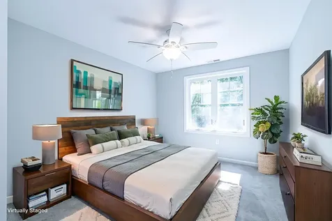 115 Forestedge Way Manchester NH 03102