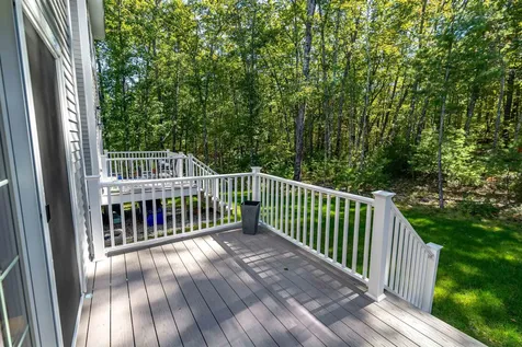 115 Forestedge Way Manchester NH 03102