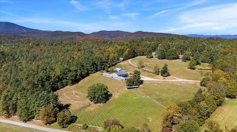 35 Fawn Ledge Lane Jamaica VT 05343