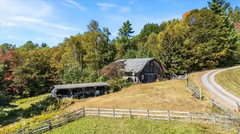 35 Fawn Ledge Lane Jamaica VT 05343