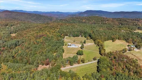 35 Fawn Ledge Lane Jamaica VT 05343