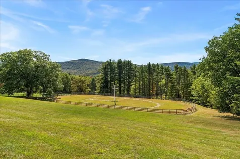 35 Fawn Ledge Lane Jamaica VT 05343