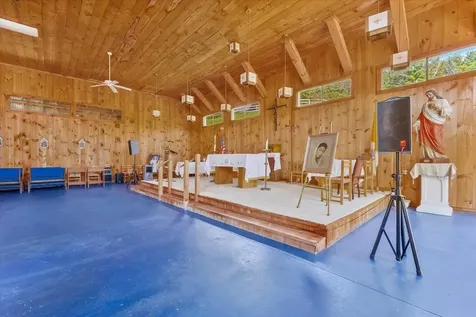 35 Fawn Ledge Lane Jamaica VT 05343