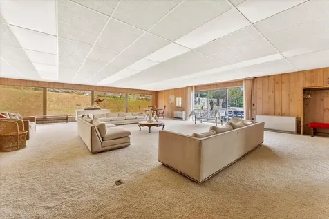 35 Fawn Ledge Lane Jamaica VT 05343