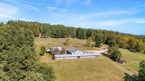 35 Fawn Ledge Lane Jamaica VT 05343