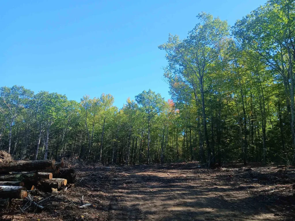 373 Calef Highway Lee NH 03861