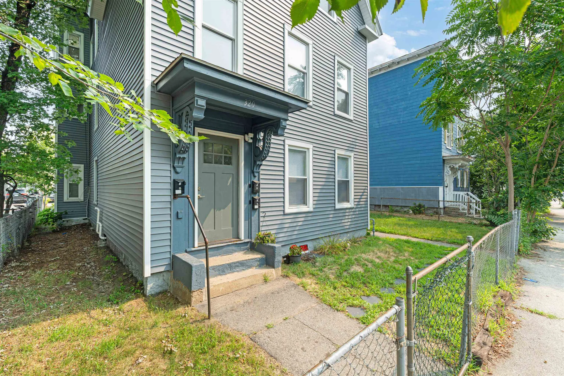 320 Cedar Street Manchester NH 03013