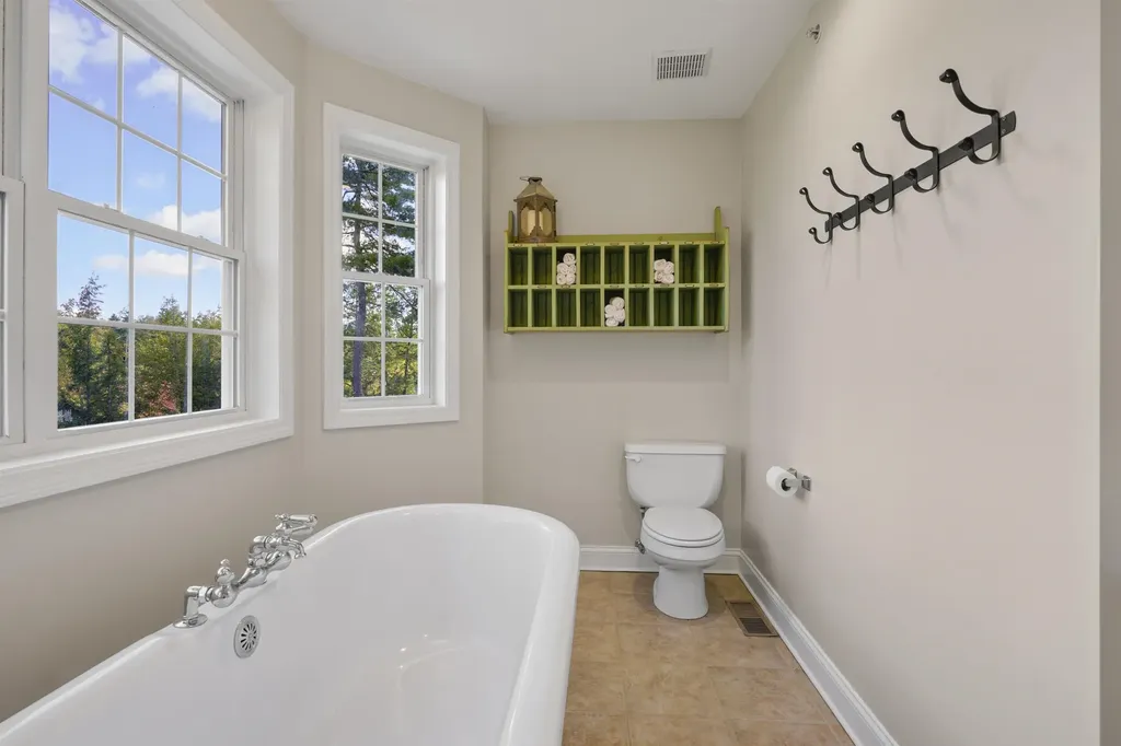 2 Wallace Lane Mont Vernon NH 03057