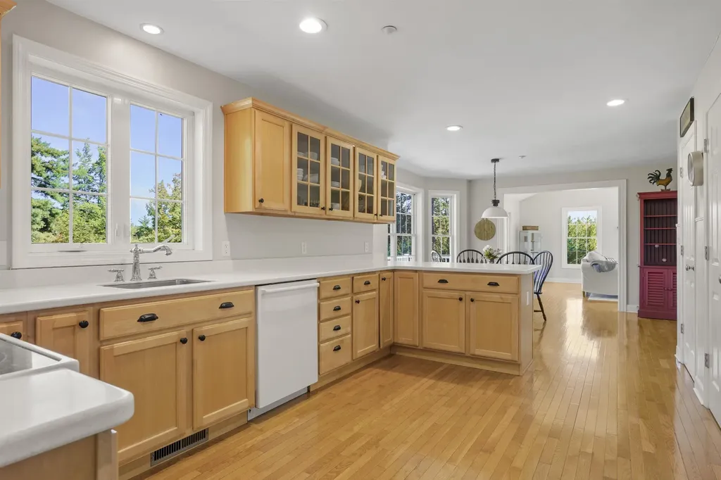 2 Wallace Lane Mont Vernon NH 03057