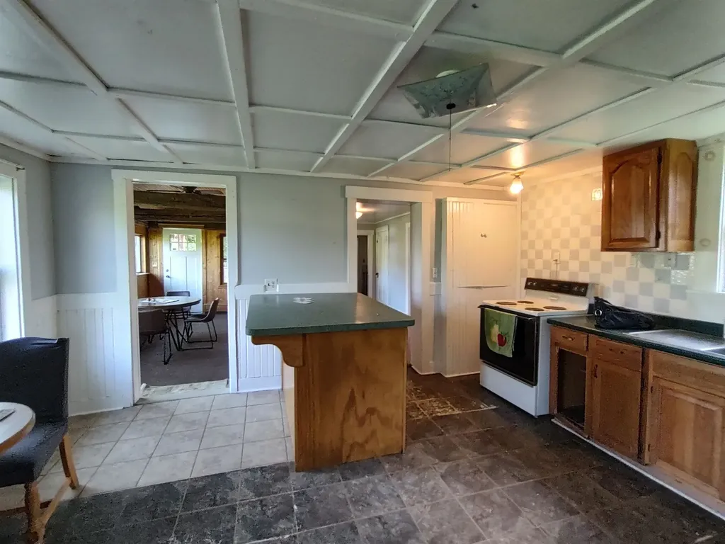 1519 Whittier Hill Road Cabot VT 05647