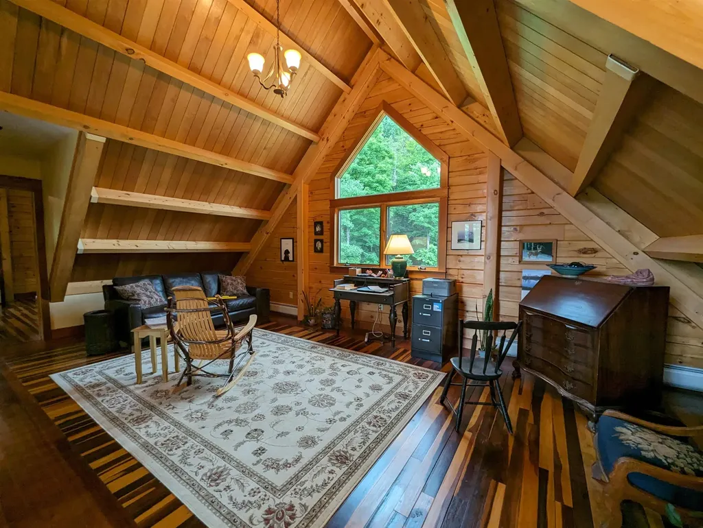 187 East Hill Road Woodbury VT 05681