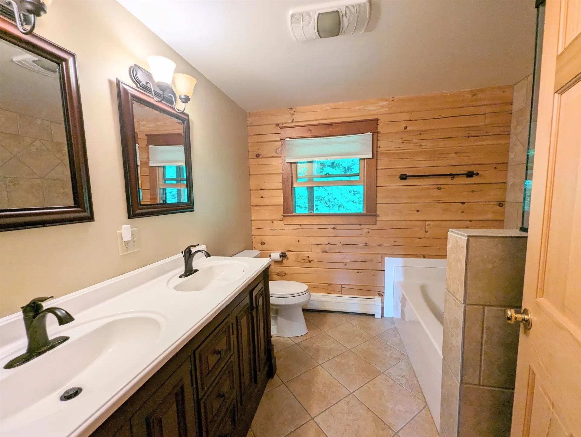 187 East Hill Road Woodbury VT 05681