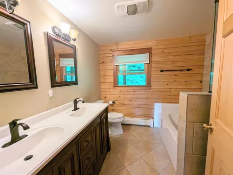 187 East Hill Road Woodbury VT 05681