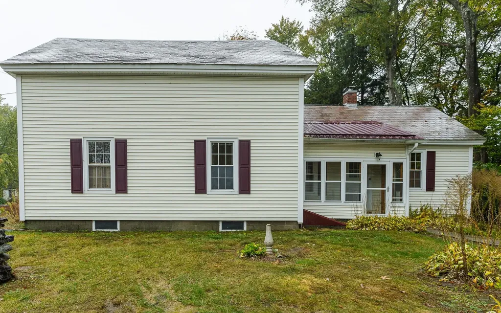 39 Maplewood Circle Walpole NH 03608