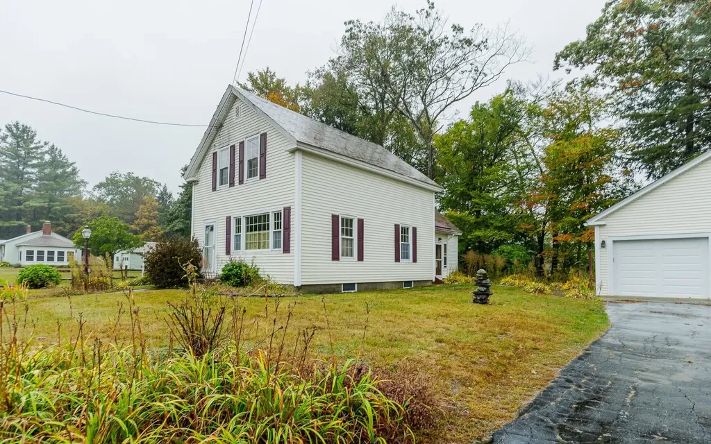 39 Maplewood Circle Walpole NH 03608