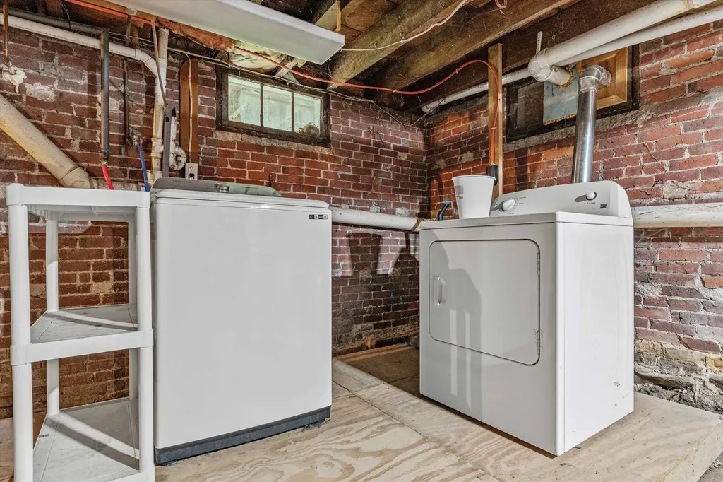 4 West Street Tilton NH 03276