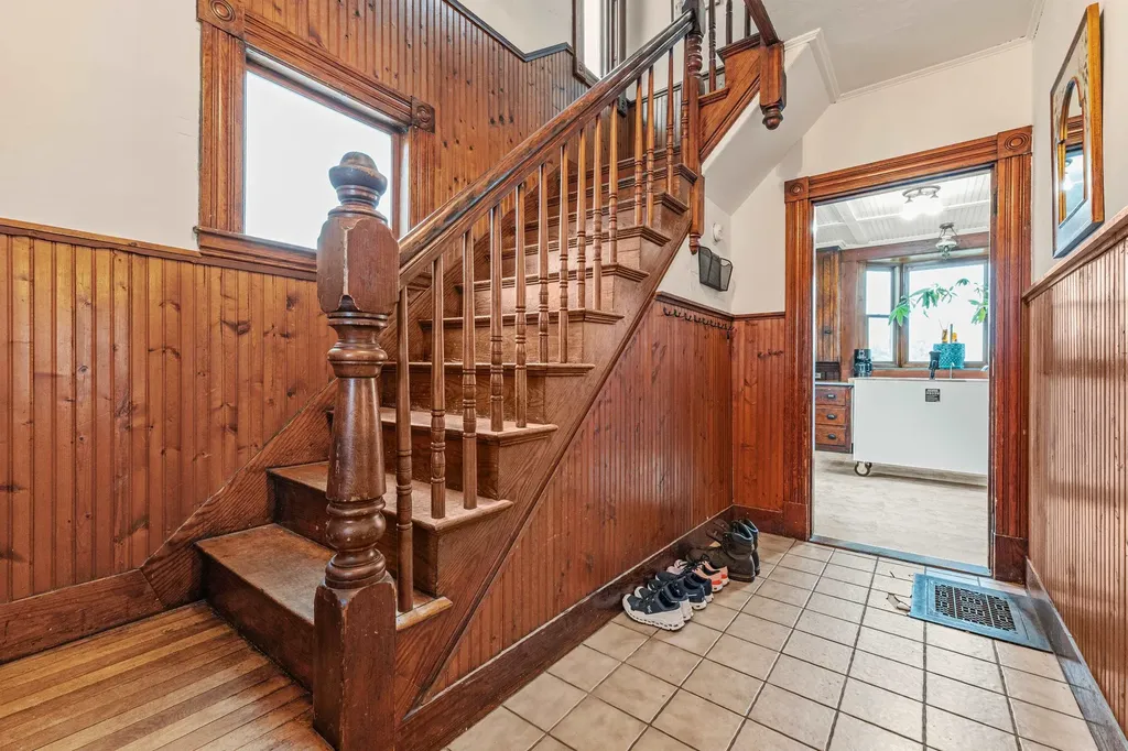 4 West Street Tilton NH 03276