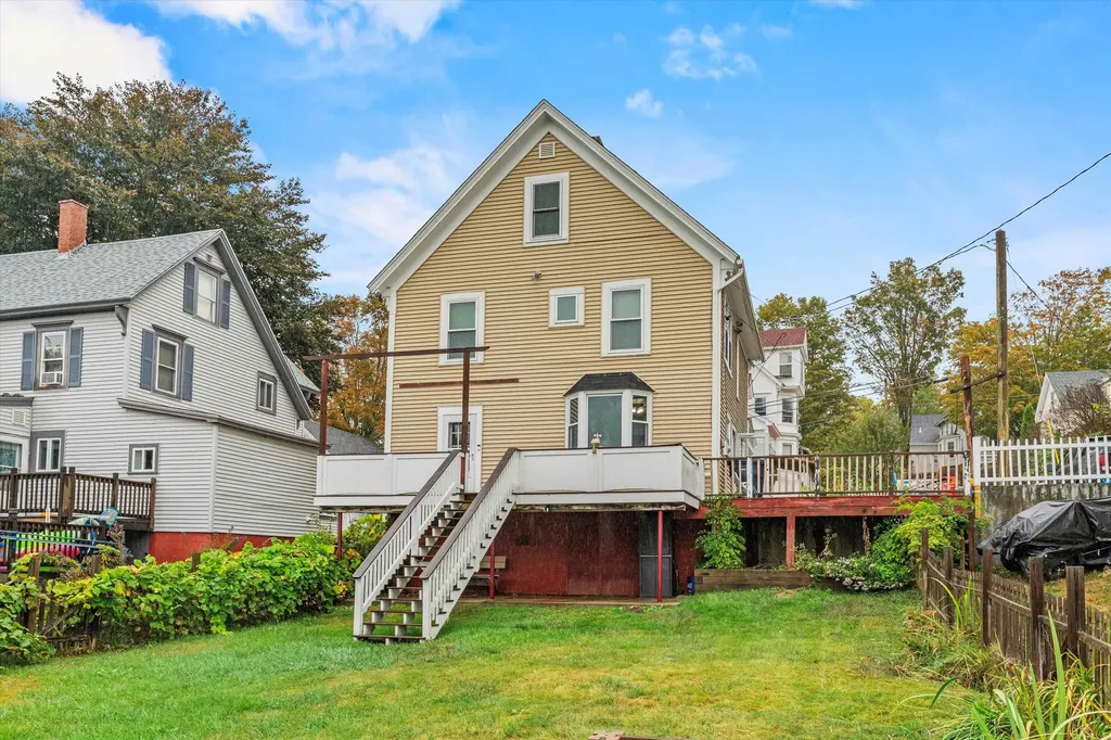 4 West Street Tilton NH 03276