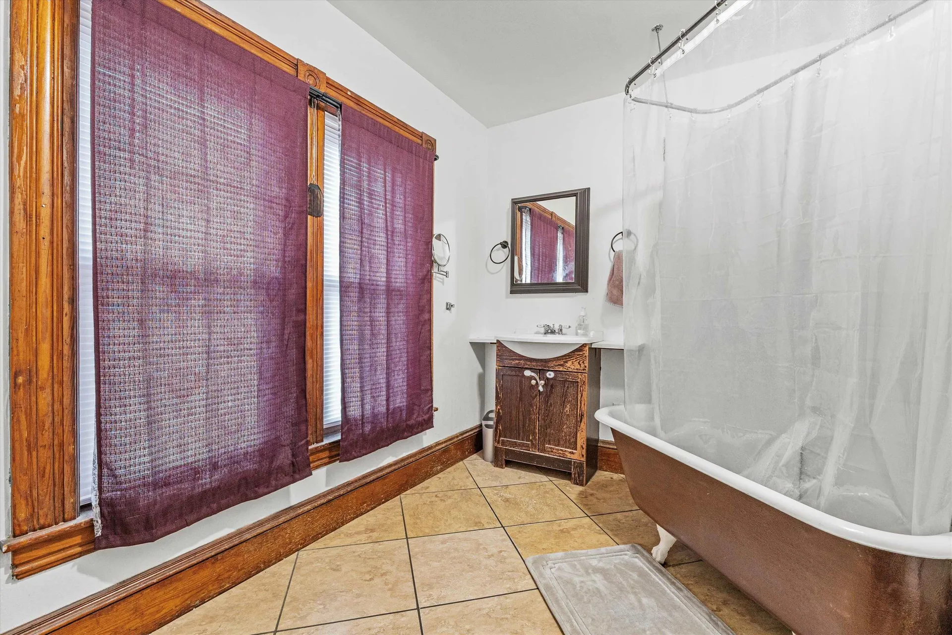 4 West Street Tilton NH 03276