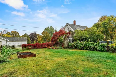 4 West Street Tilton NH 03276