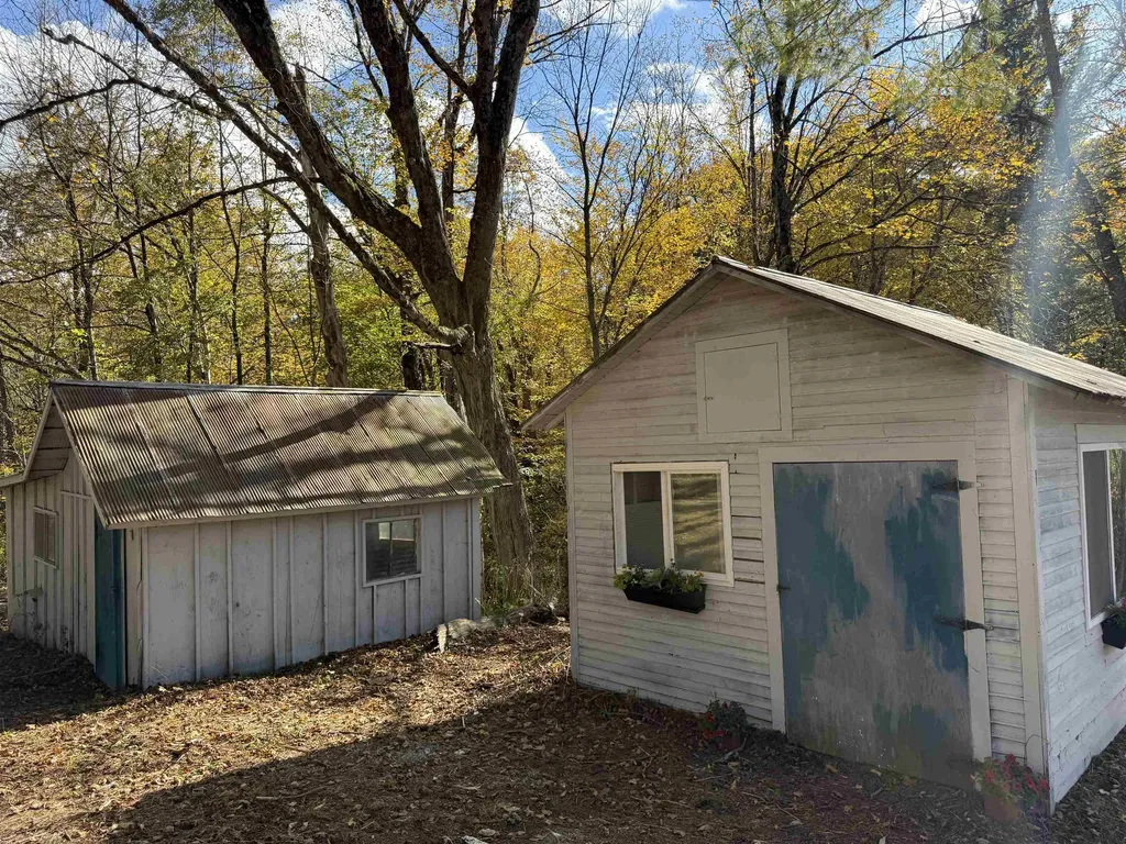 31 Lakota Road Barnard VT 05031