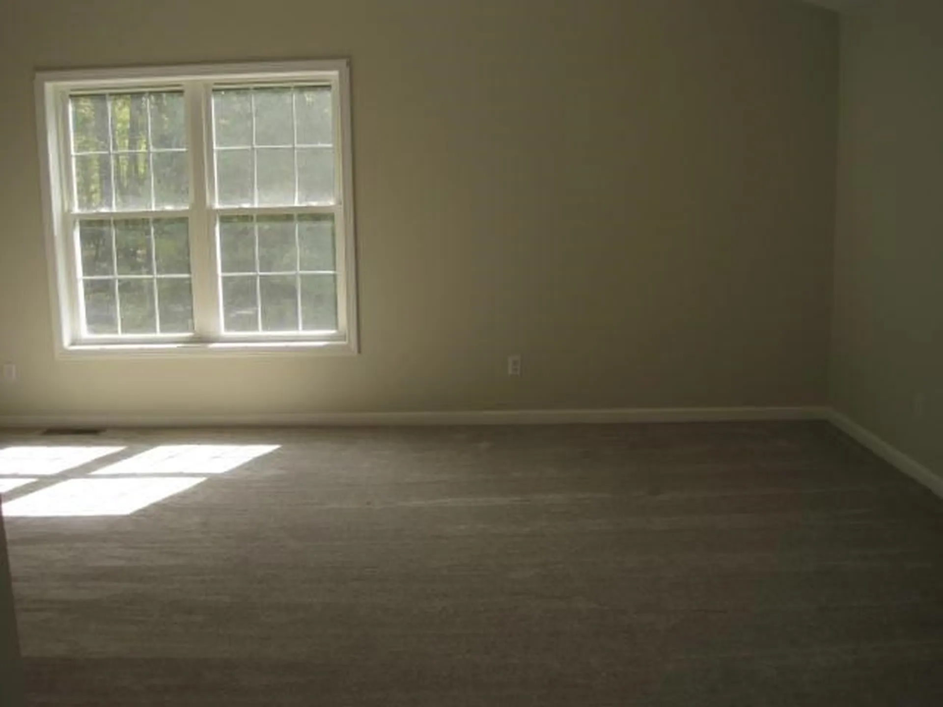 114 Steppingstones Road Lee NH 03861