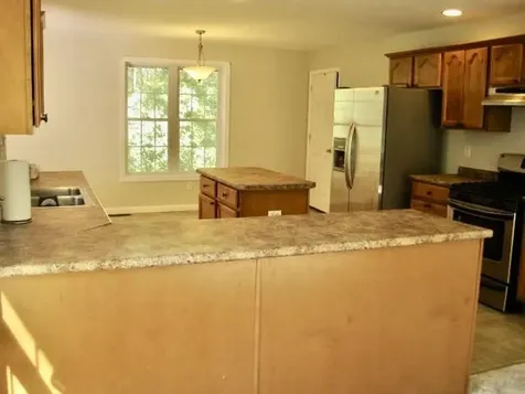 114 Steppingstones Road Lee NH 03861