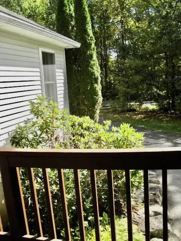 114 Steppingstones Road Lee NH 03861