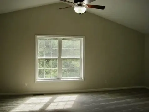 114 Steppingstones Road Lee NH 03861