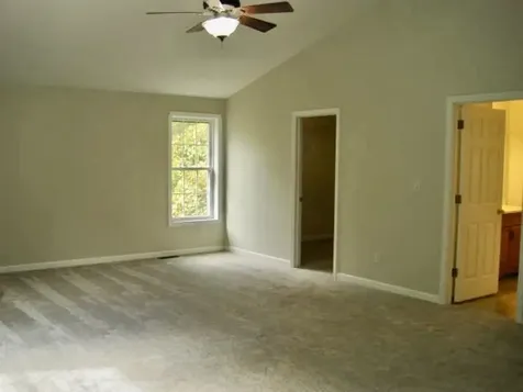 114 Steppingstones Road Lee NH 03861