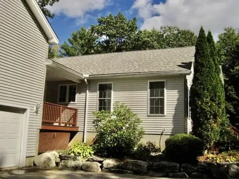 114 Steppingstones Road Lee NH 03861