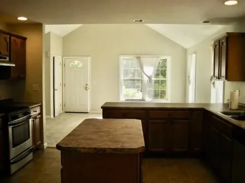 114 Steppingstones Road Lee NH 03861