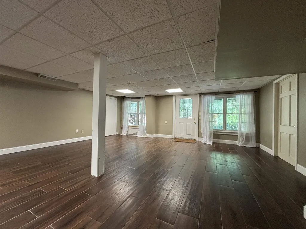 38 Piscataqua Road Dover NH 03820-5205