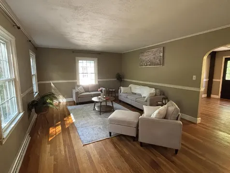 38 Piscataqua Road Dover NH 03820-5205