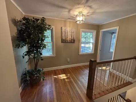 38 Piscataqua Road Dover NH 03820-5205